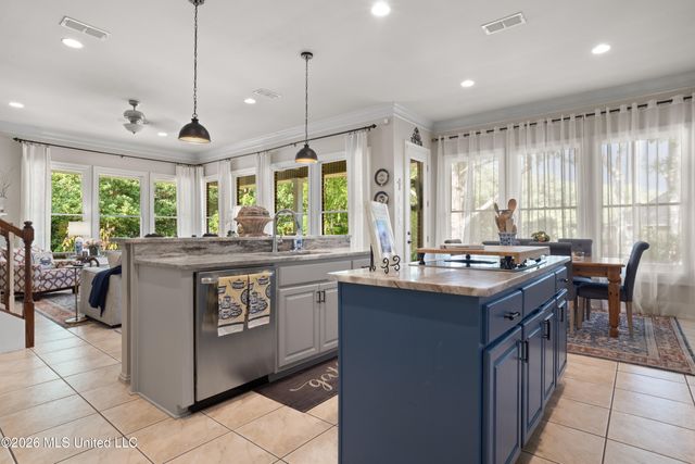 7820 Rushing Oaks Drive, Biloxi, MS 39532