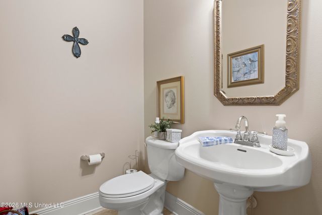 7820 Rushing Oaks Drive, Biloxi, MS 39532