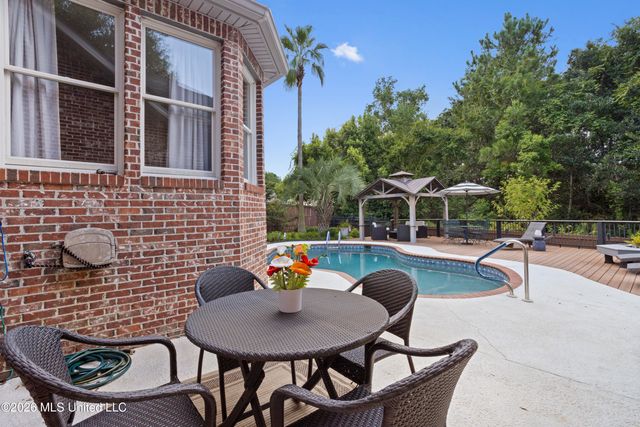 7820 Rushing Oaks Drive, Biloxi, MS 39532