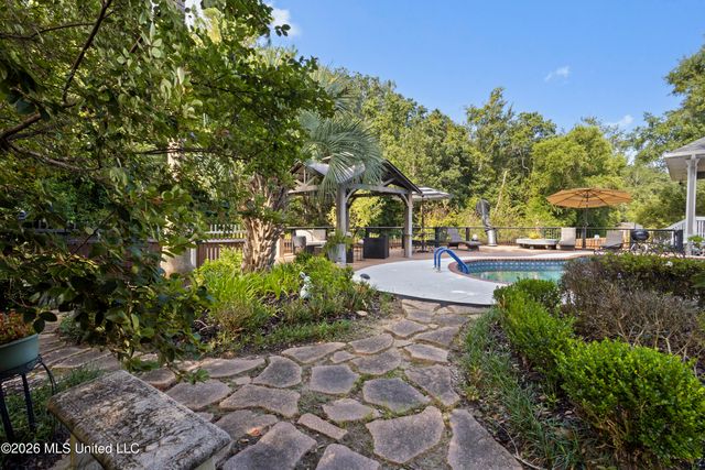 7820 Rushing Oaks Drive, Biloxi, MS 39532
