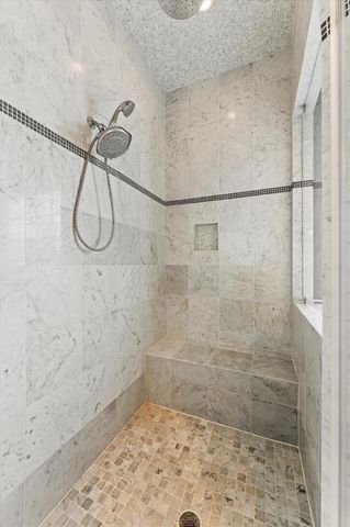 1622 E Rose Terrace Lane, Houston, TX 77055