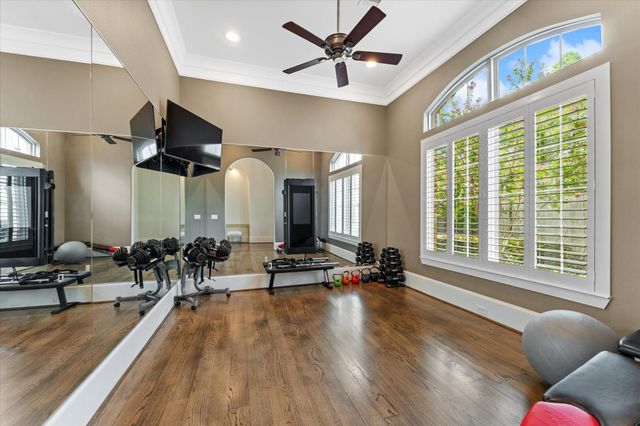 1622 E Rose Terrace Lane, Houston, TX 77055