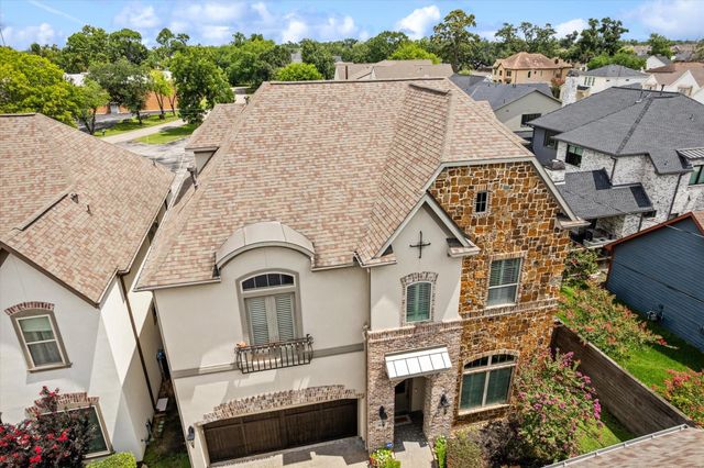 1622 E Rose Terrace Lane, Houston, TX 77055