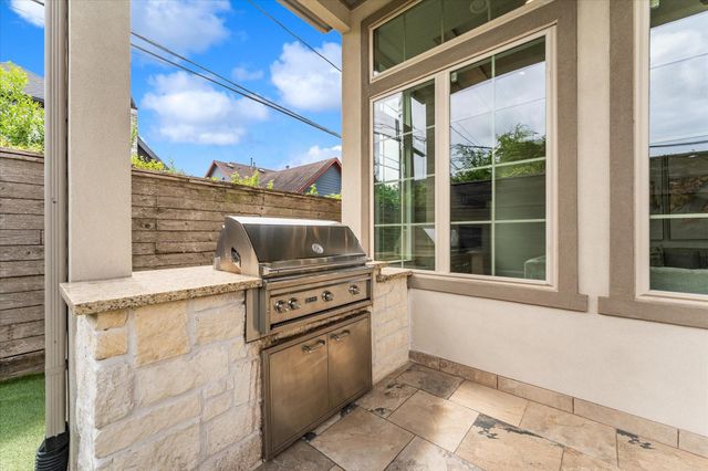 1622 E Rose Terrace Lane, Houston, TX 77055