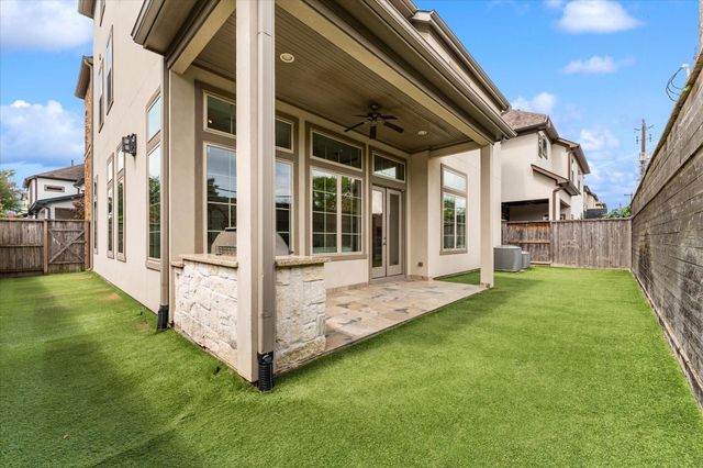 1622 E Rose Terrace Lane, Houston, TX 77055