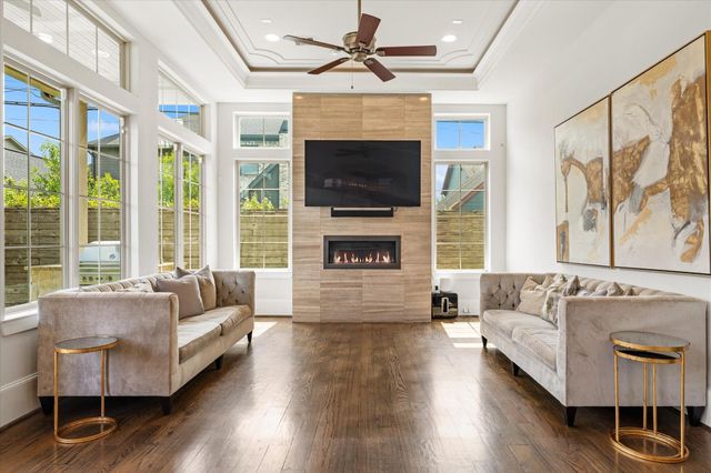 1622 E Rose Terrace Lane, Houston, TX 77055