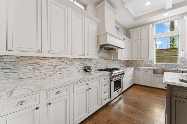 1622 E Rose Terrace Lane, Houston, TX 77055