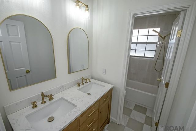 3910 Pine Park Dr, Baton Rouge, LA 70809