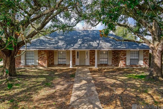 3910 Pine Park Dr, Baton Rouge, LA 70809