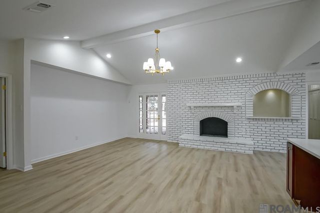 3910 Pine Park Dr, Baton Rouge, LA 70809