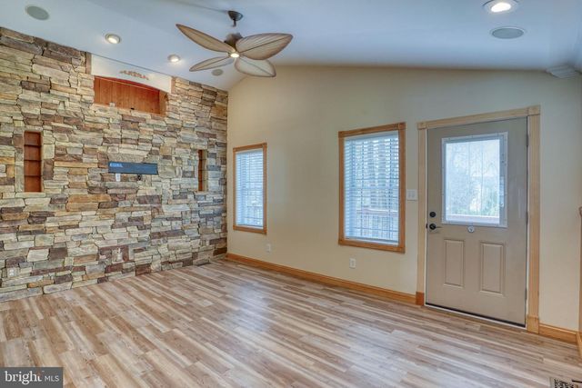 5 KINGS CT, Elkton, MD 21921