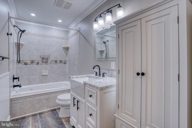 5 KINGS CT, Elkton, MD 21921