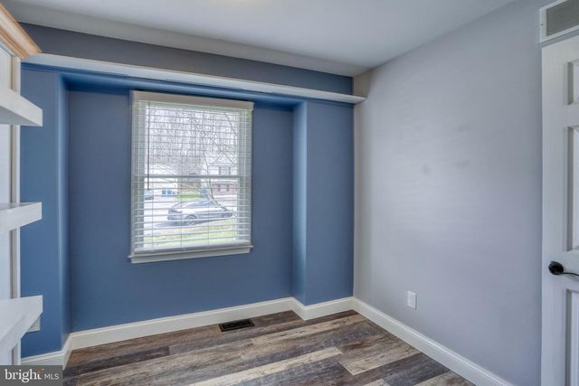 5 KINGS CT, Elkton, MD 21921