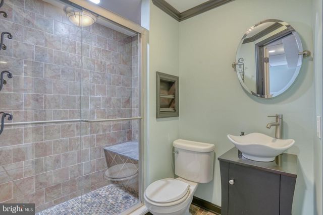 5 KINGS CT, Elkton, MD 21921