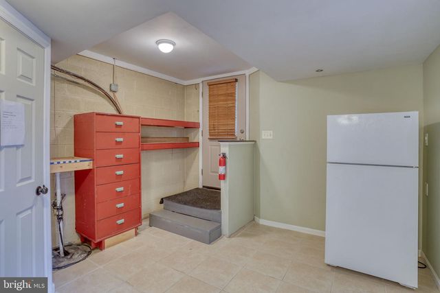 5 KINGS CT, Elkton, MD 21921