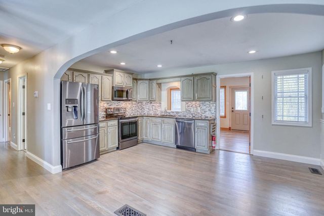5 KINGS CT, Elkton, MD 21921