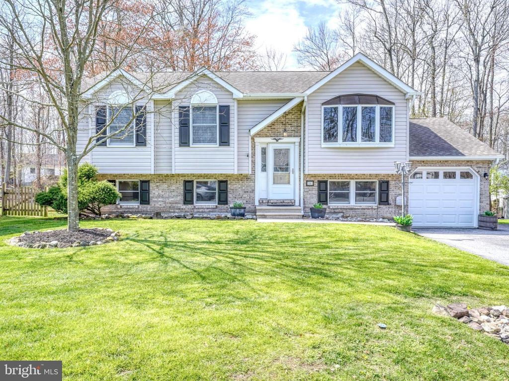 5 KINGS CT, Elkton, MD 21921