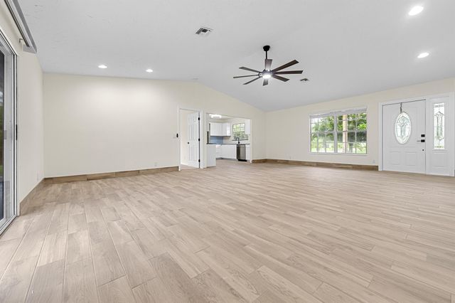 18682 49th Street N, Loxahatchee, FL 33470