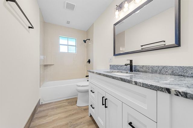 18682 49th Street N, Loxahatchee, FL 33470