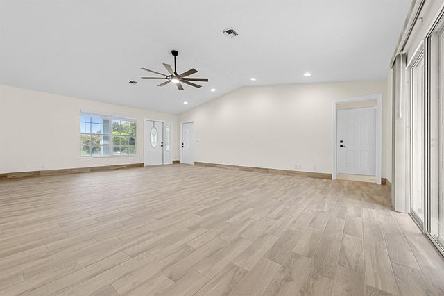 18682 49th Street N, Loxahatchee, FL 33470