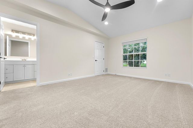 18682 49th Street N, Loxahatchee, FL 33470