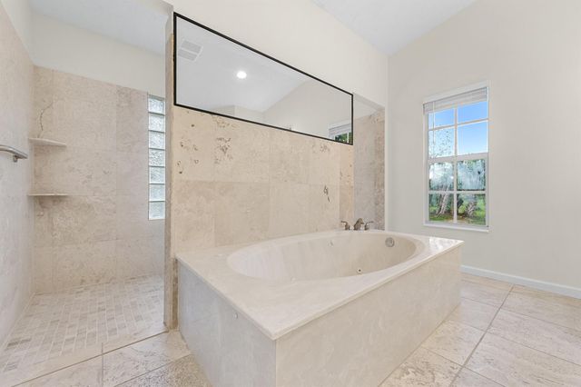 18682 49th Street N, Loxahatchee, FL 33470