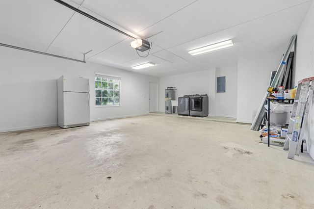 18682 49th Street N, Loxahatchee, FL 33470