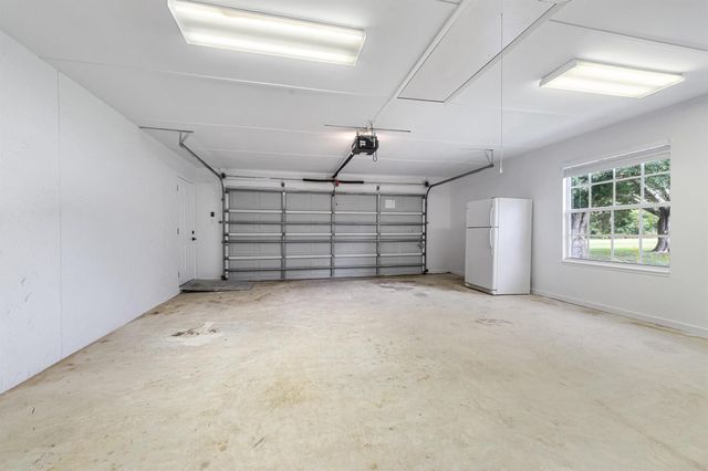 18682 49th Street N, Loxahatchee, FL 33470