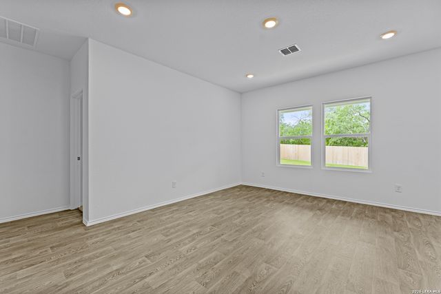 314 Boatman Cv, Seguin, TX 78155