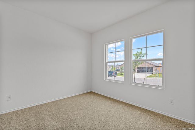 314 Boatman Cv, Seguin, TX 78155