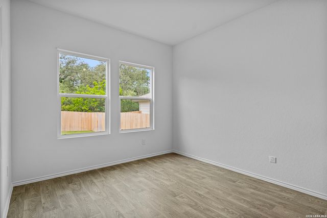 314 Boatman Cv, Seguin, TX 78155