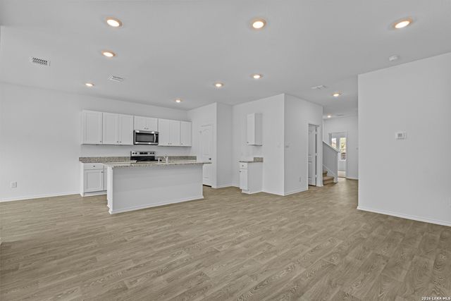 314 Boatman Cv, Seguin, TX 78155