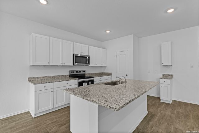 314 Boatman Cv, Seguin, TX 78155