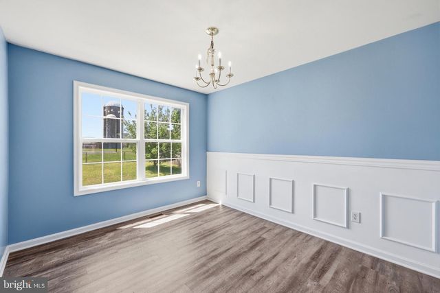 251 THAYERS GULL DR, Martinsburg, WV 25405