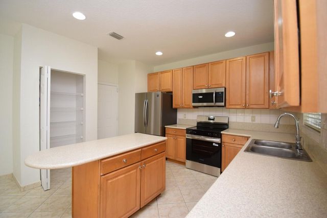 12693 NW 7TH Street, Coral Springs, FL 33071
