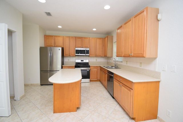 12693 NW 7TH Street, Coral Springs, FL 33071