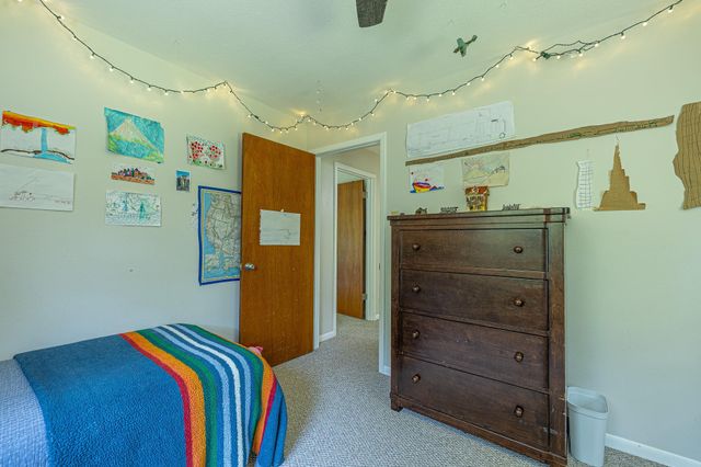 1009 Fish Hatchery Road, Huntsville, TX 77320