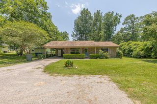 1009 Fish Hatchery Road, Huntsville, TX 77320