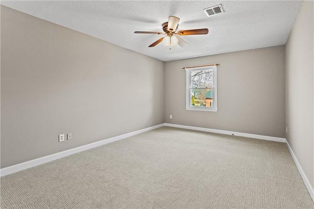 9248 Twilight Lane, Lenexa, KS 66219