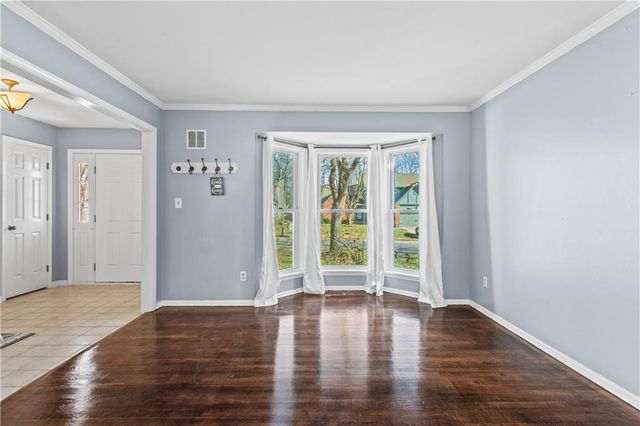 9248 Twilight Lane, Lenexa, KS 66219