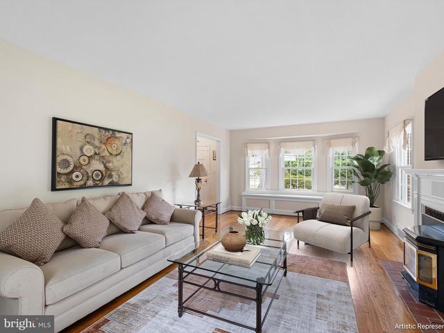 1808 SHIPLEY RD, Wilmington, DE 19803
