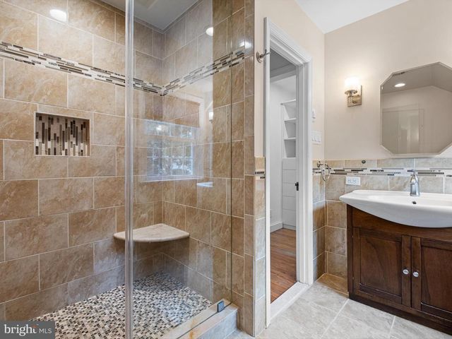 1808 SHIPLEY RD, Wilmington, DE 19803