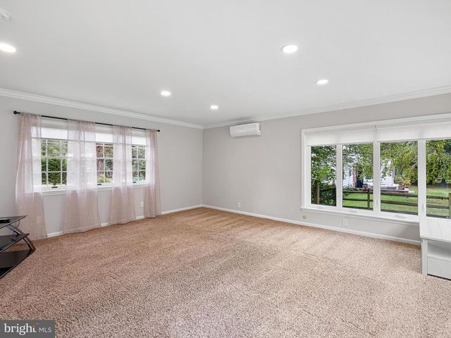 1808 SHIPLEY RD, Wilmington, DE 19803