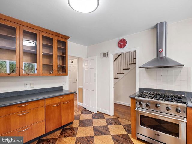 1808 SHIPLEY RD, Wilmington, DE 19803