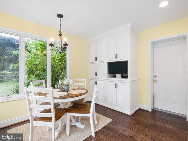 1808 SHIPLEY RD, Wilmington, DE 19803
