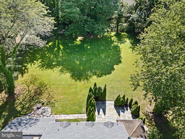 1808 SHIPLEY RD, Wilmington, DE 19803