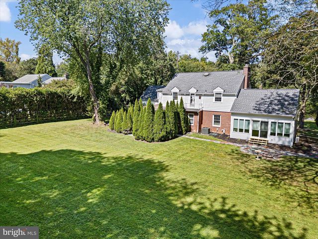 1808 SHIPLEY RD, Wilmington, DE 19803
