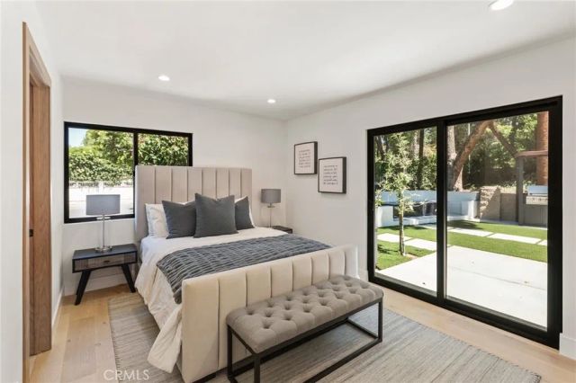 22850 Margarita, Woodland Hills, CA 91364