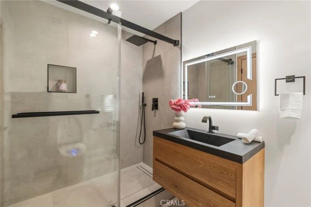 22850 Margarita, Woodland Hills, CA 91364