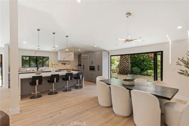 22850 Margarita, Woodland Hills, CA 91364
